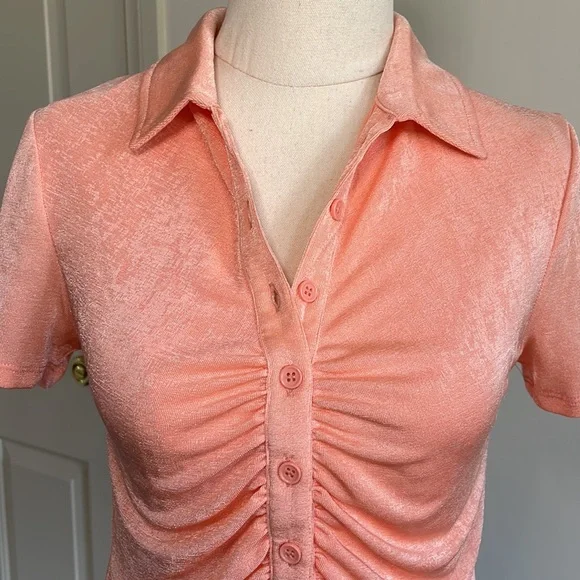 SPORTSGIRL Sz S metallic peach cropped button up short sleeved top - Picture 5 of 12